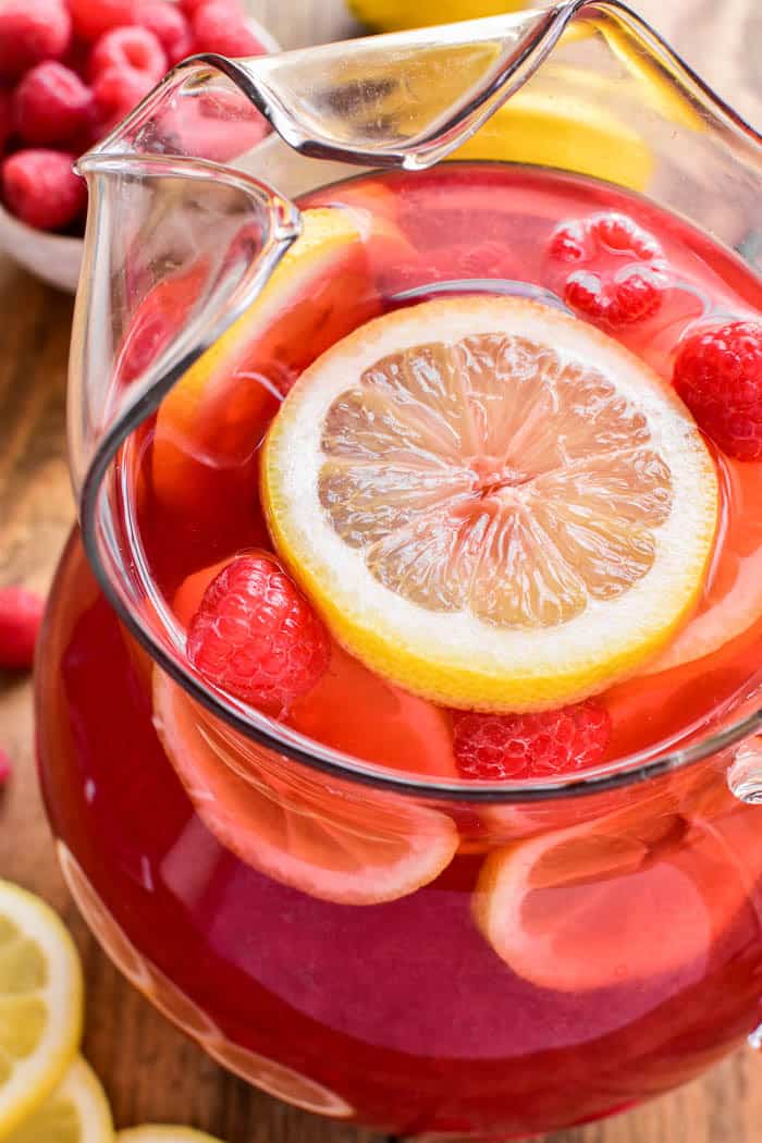 Rasperry Lemonade Sangria Recipe by Brewsy