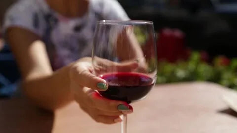 How to Taste Red Wine?